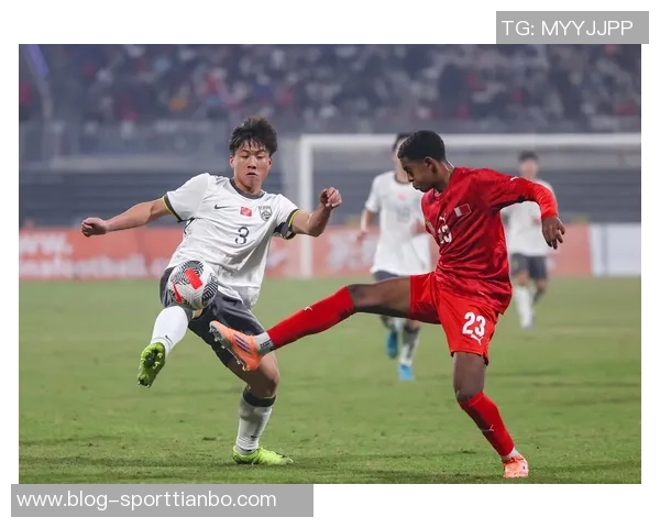 中国U16男足全力以赴迎战U17亚洲杯预选赛决战时刻展现青春风采 中国U16男足全力以赴迎战U17亚洲杯预选赛决战时刻展现青春风采