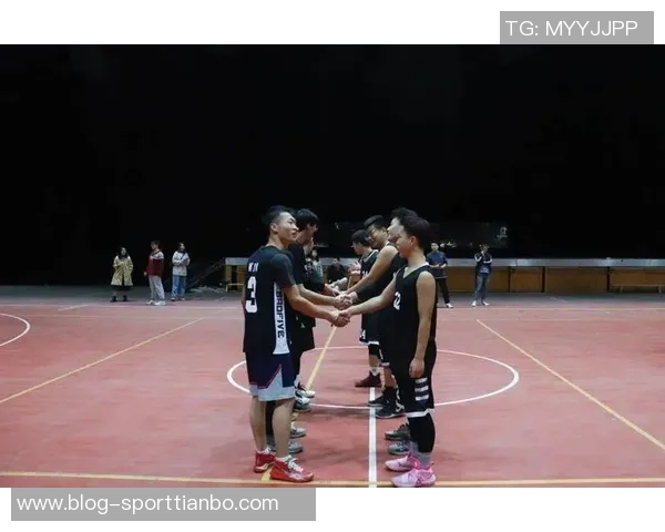 从客场之旅的胜负中反思篮球热情与团队精神的真谛